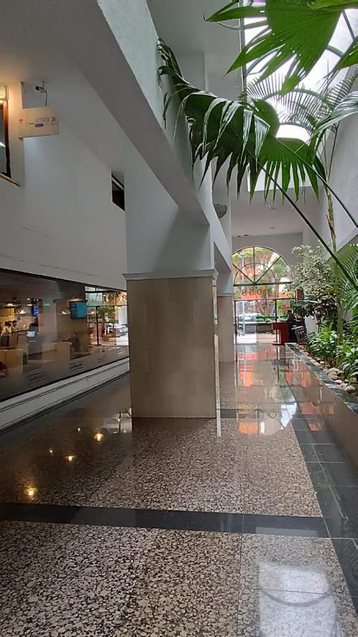 Apartment La Carolina Quicentro Shopping