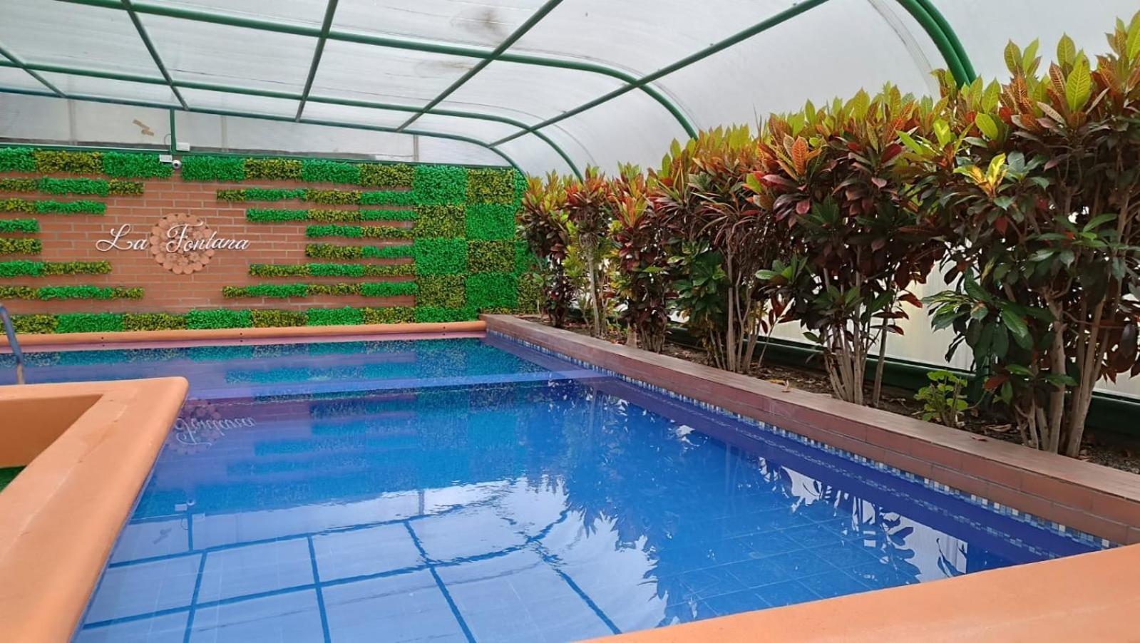Apartment La Carolina Quicentro Shopping *